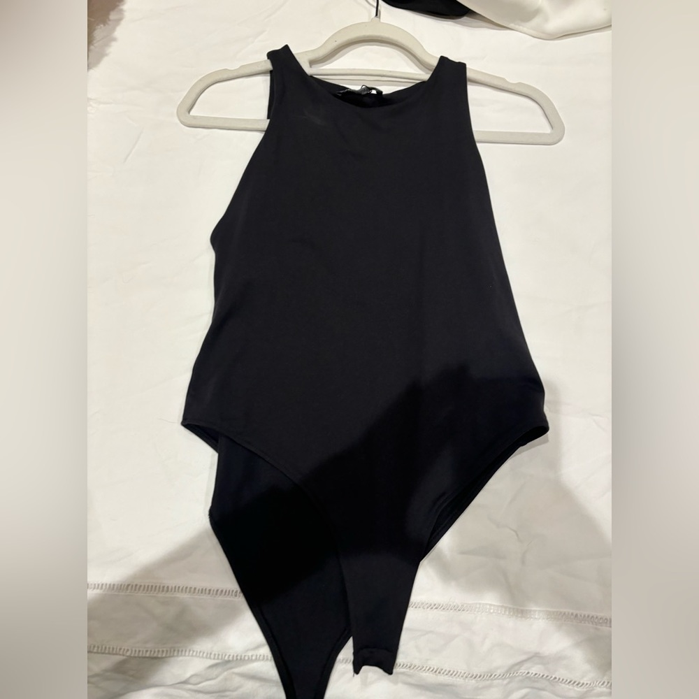 Zara black bodysuit never worn with tags size large